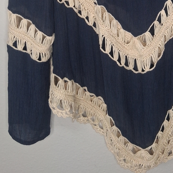 Umgee Navy Cream Crochet Gypsy Boho Coachella Chic Tunic Blouse Long Sleeve M - Picture 11 of 16